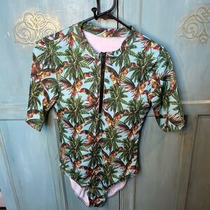 RIGHR Women's Zip Front Half Sleeve 1 Piece Swimsuit Hawaiin Floral Print Small